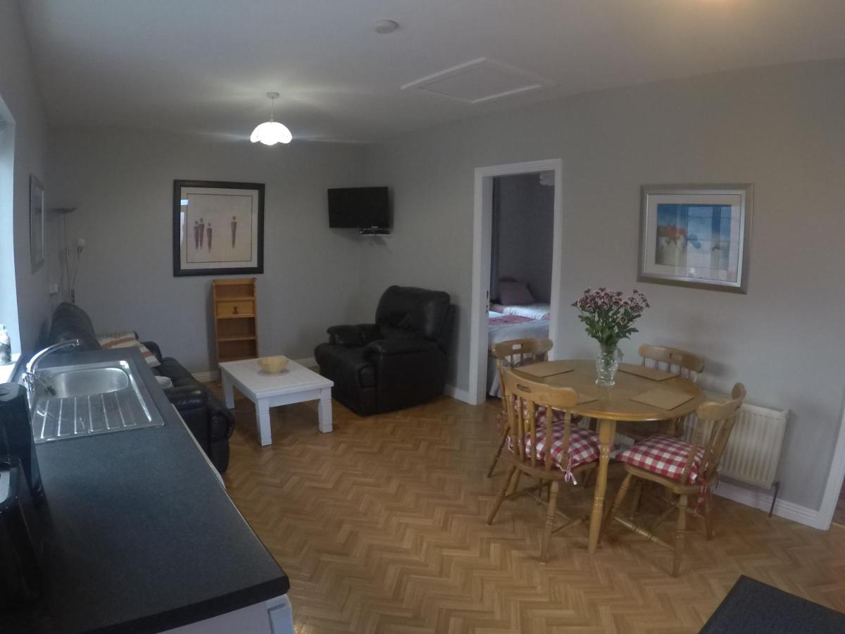 Ocean Breeze Apartment Lahinch Ngoại thất bức ảnh