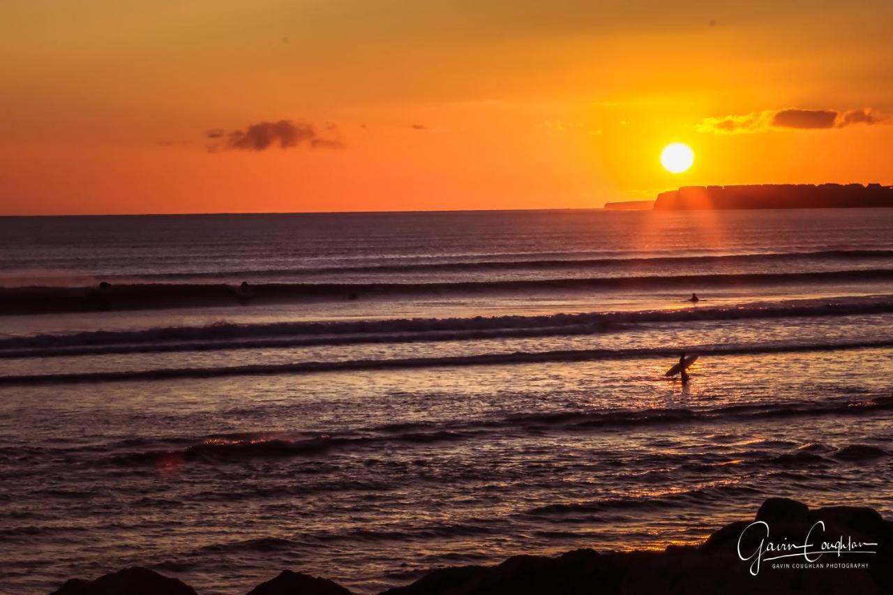 Ocean Breeze Apartment Lahinch Ngoại thất bức ảnh