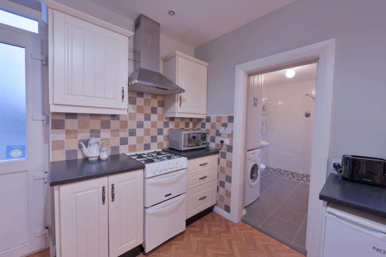 Ocean Breeze Apartment Lahinch Ngoại thất bức ảnh