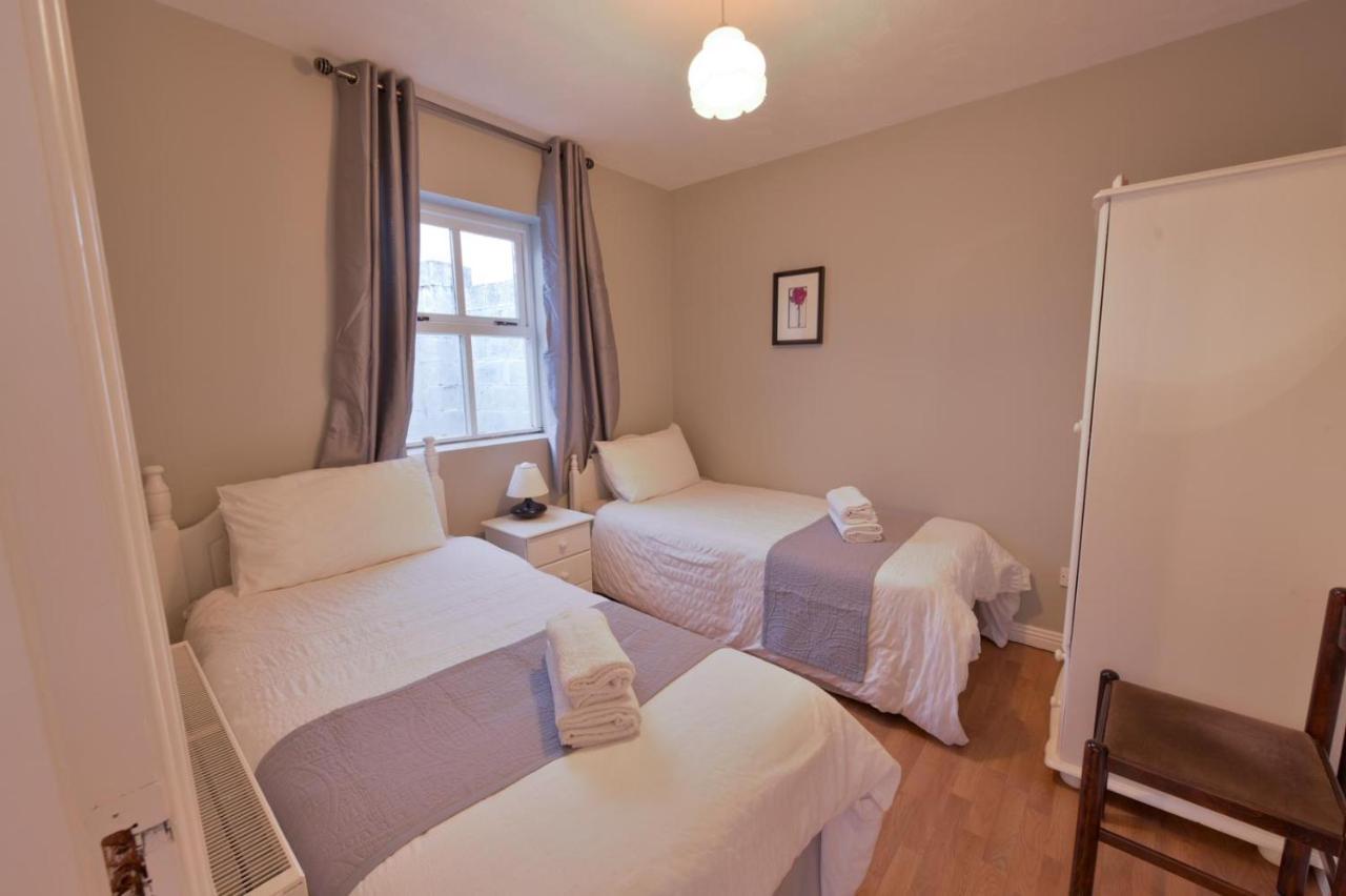 Ocean Breeze Apartment Lahinch Ngoại thất bức ảnh